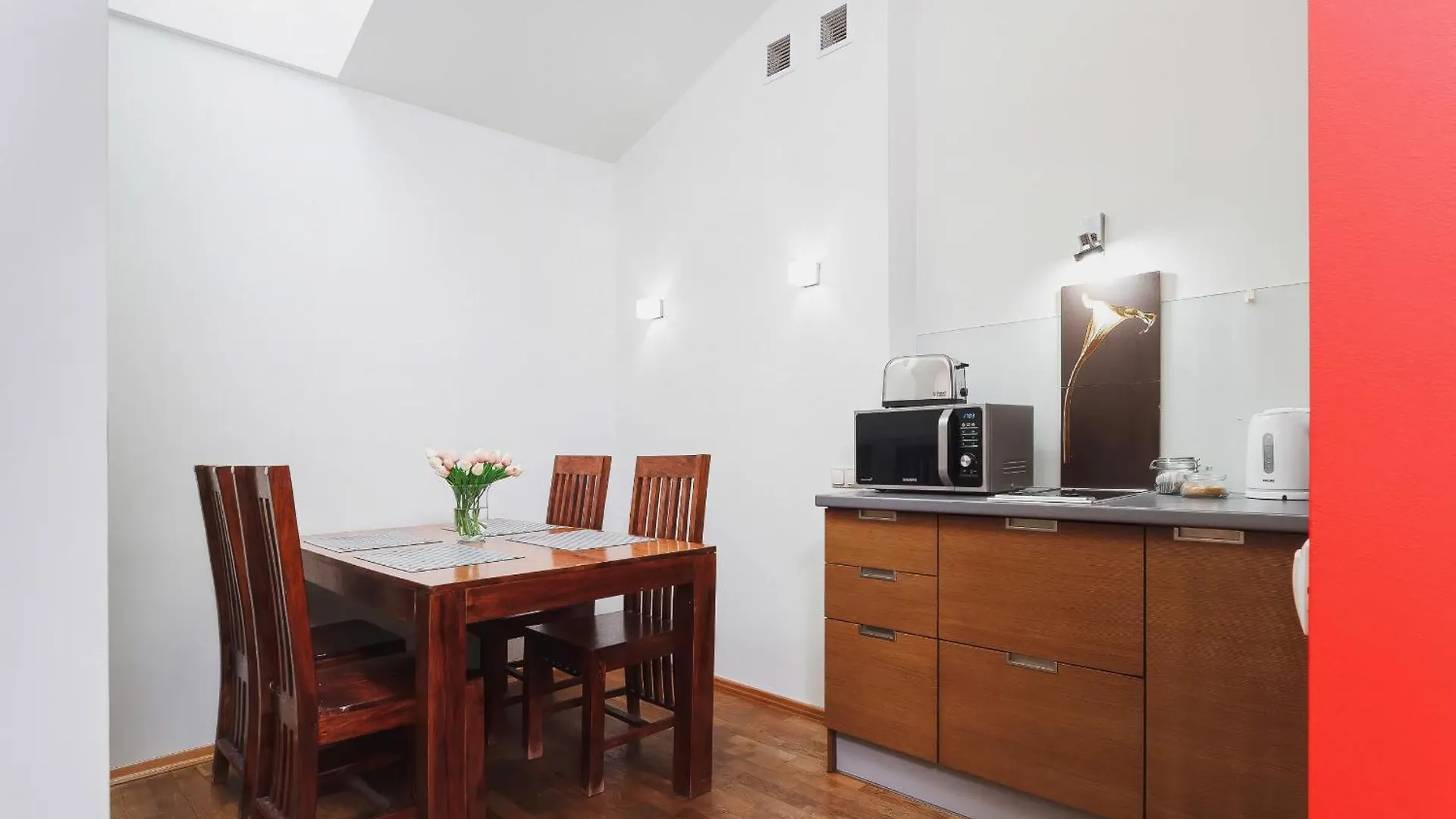 Apartment Amaretto Dluga 60 By Noclegi Renters Krakow