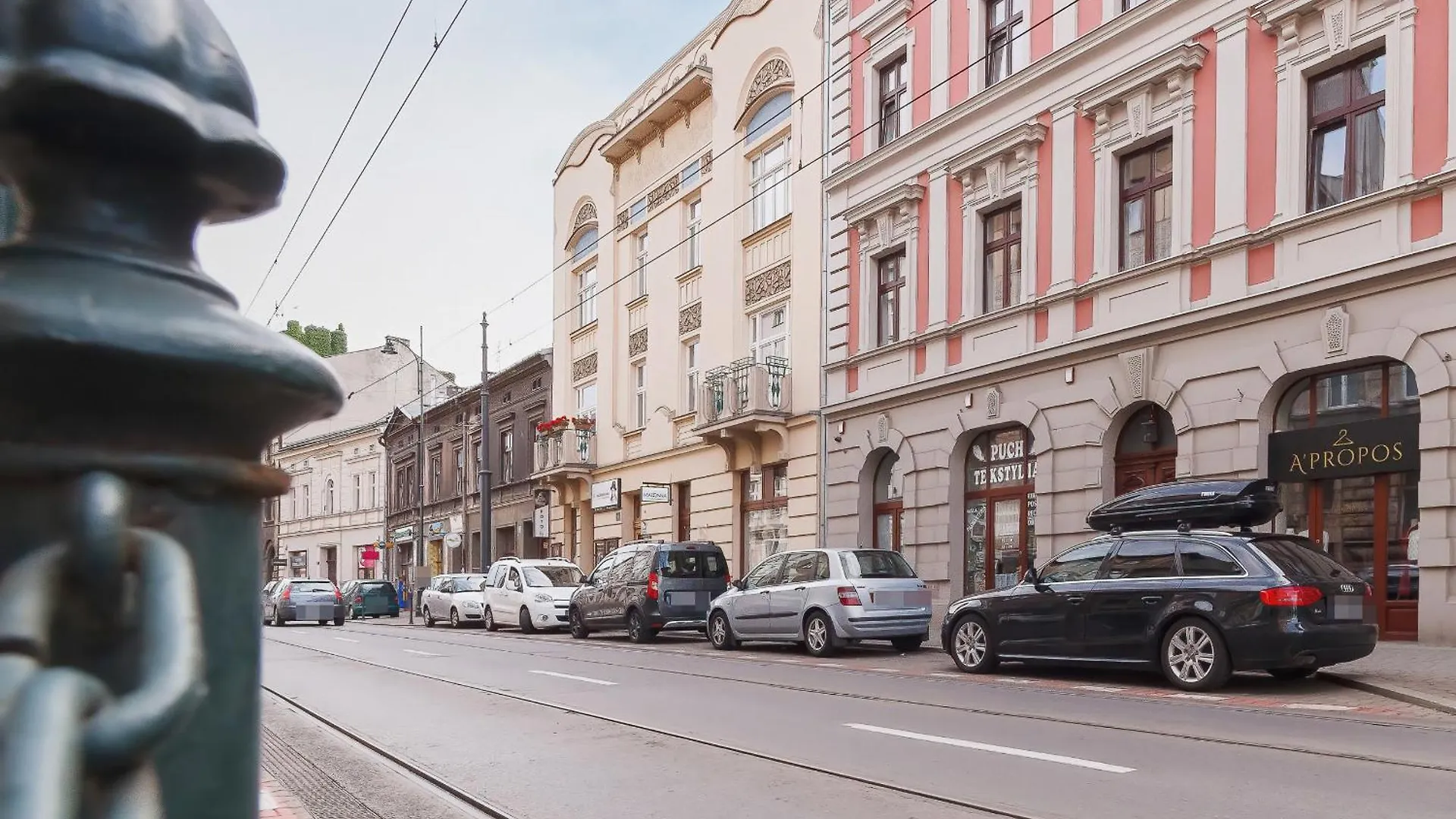 Apartment Amaretto Dluga 60 By Noclegi Renters Krakow
